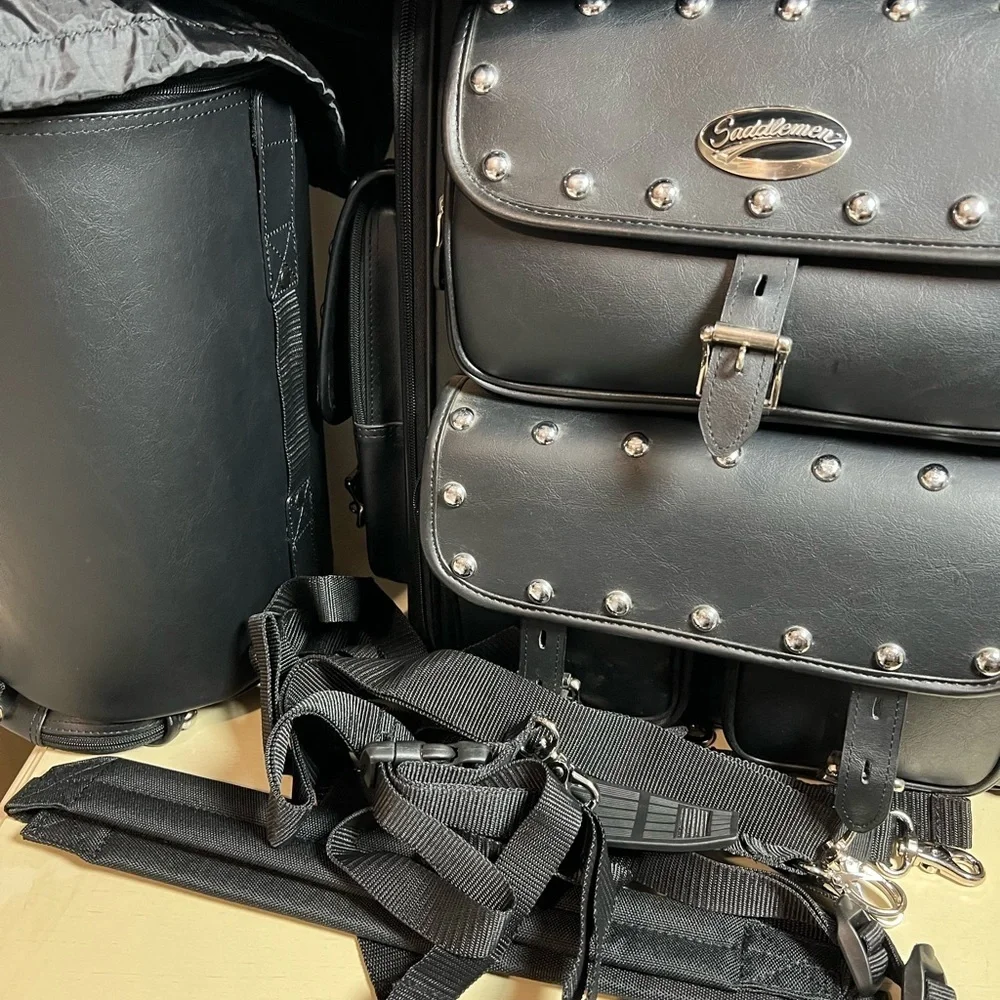 Saddlemen Motorcycle Bag this black